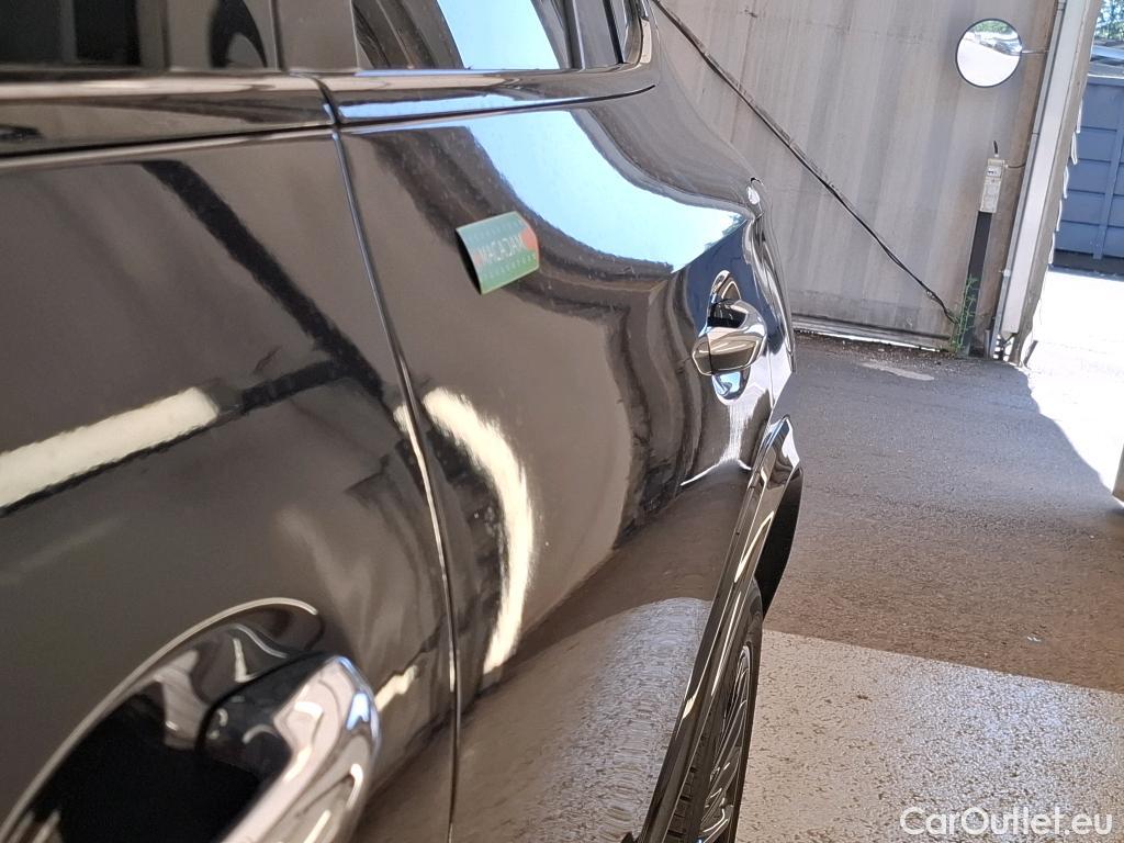  Mercedes  G-Klasee MERCEDES-BENZ GLC Coupe / 2023 / 5P / Coupé GLC 400 e AMG Line 4MATIC #6