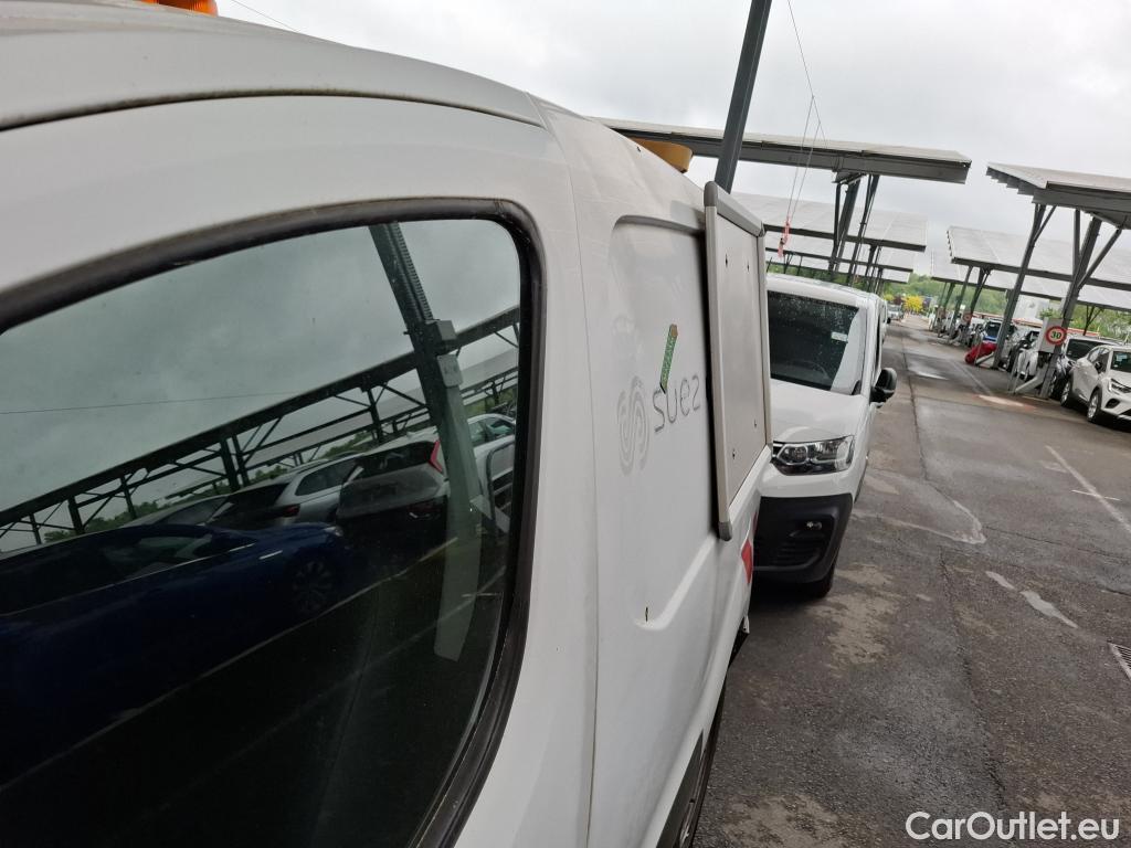  Citroen  Berlingo  Fourgon Club L1 (Court) 1.6 BlueHDi 100CV BVM5 E6 #12
