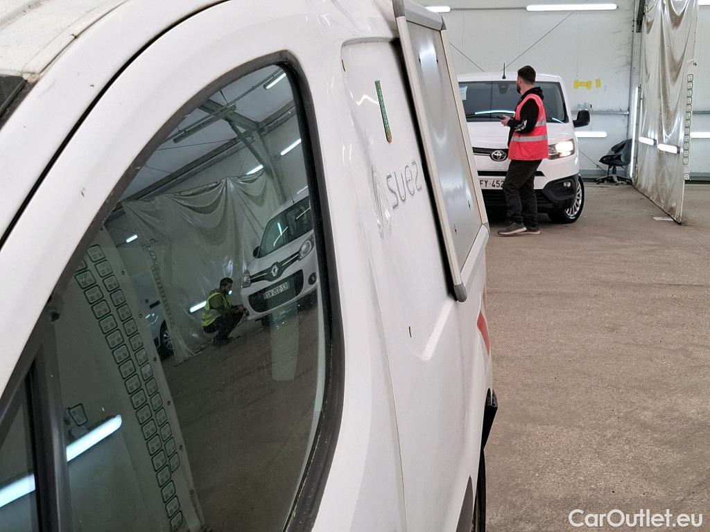  Citroen  Berlingo  Fourgon Club L1 (Court) 1.6 BlueHDi 100CV BVM5 E6 #10