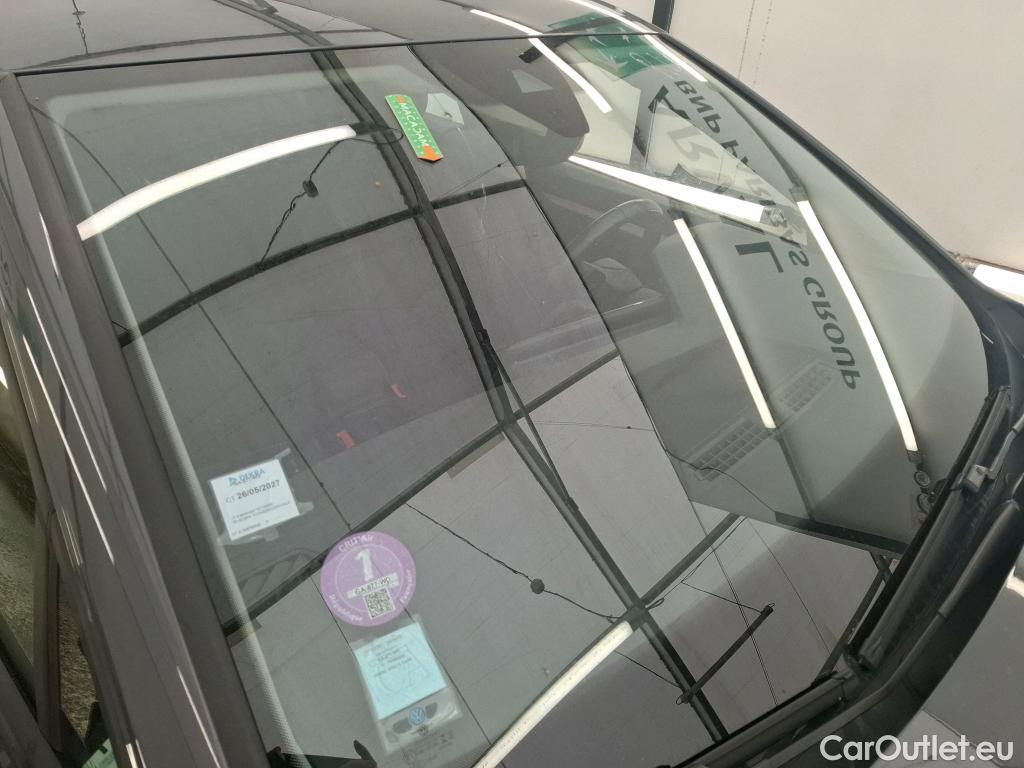  Volkswagen  Golf  VOLKSWAGEN / 2020 / 5P / Berline 1.0 eTSI OPF 110 DSG7 Life Business #1