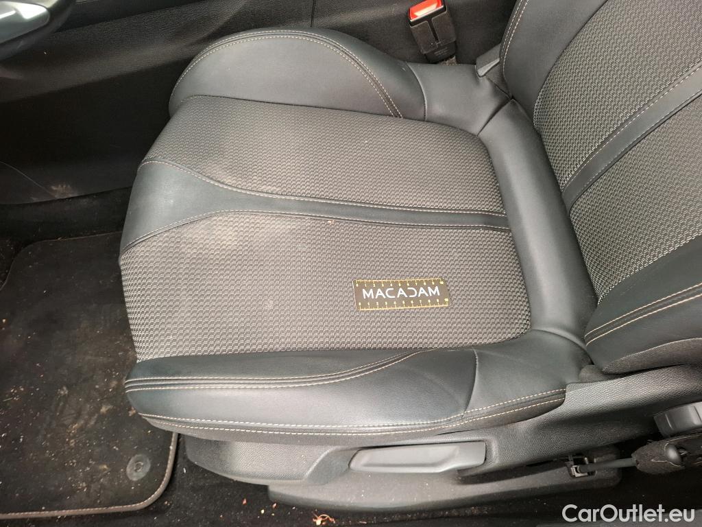  Peugeot  3008  II GT 1.5 HDi 130CV BVA8 E6d #7