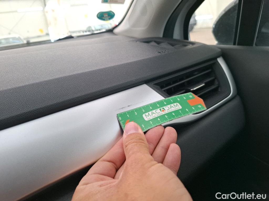  Renault  Captur  II Evolution 1.6 E-TECH Hybrid 145CV BVA6 E6d #11