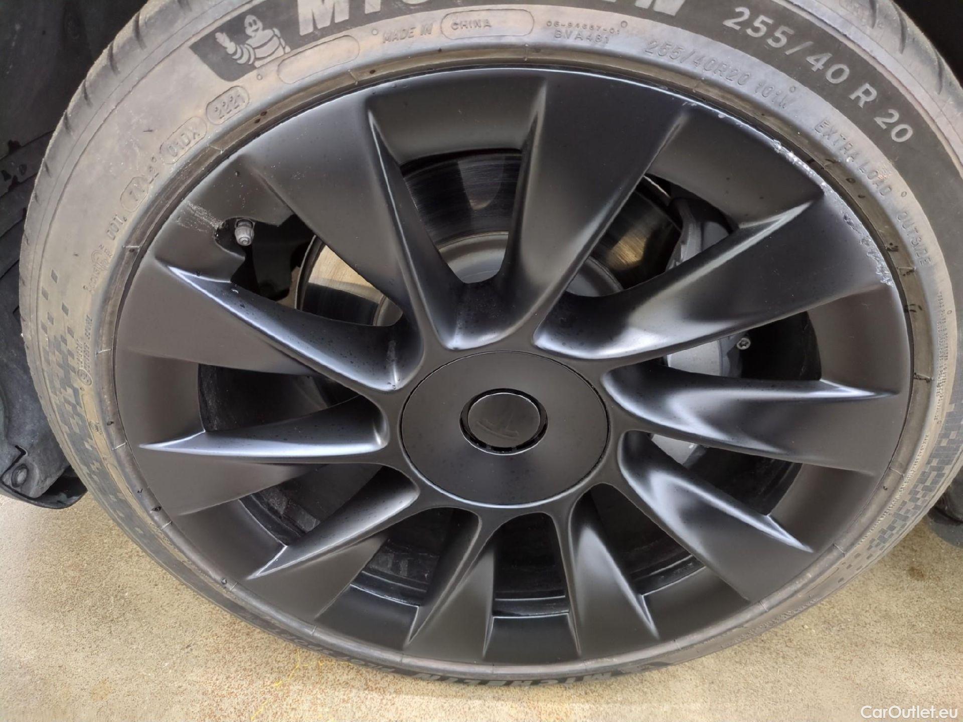  Tesla  Model Y TESLA  / 2020 / 5P / SUV Grand Autonomie Dual Motor AWD #2