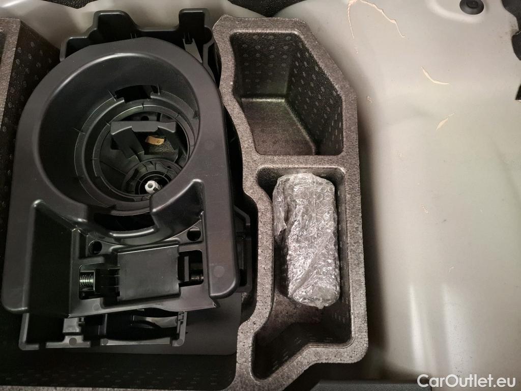  Peugeot  208  Style 1.2 PureTech 75CV BVM5 E6d #11
