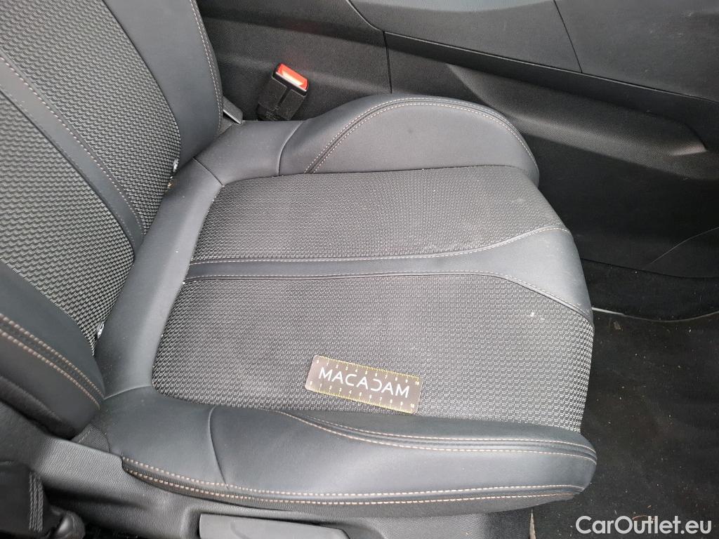  Peugeot  3008  II GT 1.5 HDi 130CV BVA8 E6d #26