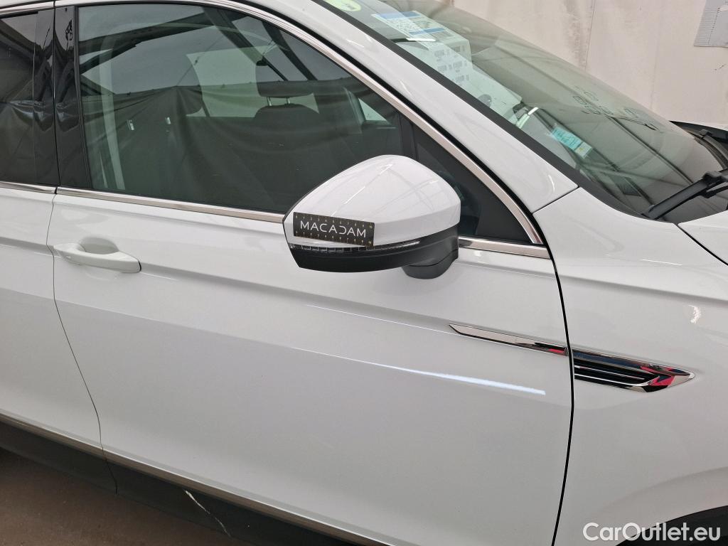 Volkswagen  Tiguan VOLKSWAGEN  Allspace 5p SUV 2.0 TDI 150 DSG7 Carat #15