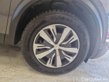  Peugeot  2008 PEUGEOT  / 2019 / 5P / CROSSOVER BLUEHDI 110 ACTIVE S/S #17