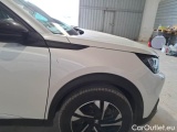  Peugeot  2008 PEUGEOT  / 2019 / 5P / CROSSOVER BLUEHDI 130 EAT8 ALLURE PACK S/S AUT. #43
