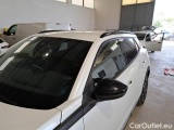  Peugeot  2008 PEUGEOT  / 2019 / 5P / CROSSOVER BLUEHDI 130 EAT8 ALLURE PACK S/S AUT. #88