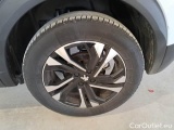  Peugeot  2008 PEUGEOT  / 2019 / 5P / CROSSOVER BLUEHDI 130 EAT8 ALLURE PACK S/S AUT. #102