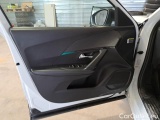  Peugeot  2008 PEUGEOT  / 2019 / 5P / CROSSOVER BLUEHDI 130 EAT8 ALLURE PACK S/S AUT. #138