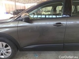  Peugeot  5008 PEUGEOT  / 2017 / 5P / SUV BLUEHDI 120 BUSINESS EAT6 S/S AUT. #101