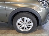  Peugeot  5008 PEUGEOT  / 2017 / 5P / SUV BLUEHDI 120 BUSINESS EAT6 S/S AUT. #112