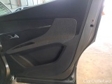  Peugeot  5008 PEUGEOT  / 2017 / 5P / SUV BLUEHDI 120 BUSINESS EAT6 S/S AUT. #153