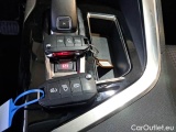  Peugeot  5008 PEUGEOT  / 2017 / 5P / SUV BLUEHDI 120 BUSINESS EAT6 S/S AUT. #166