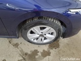  Volkswagen  Golf  VOLKSWAGEN / 2019 / 5P / BERLINA 2.0 TDI SCR 110KW LIFE DSG #17