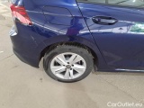  Volkswagen  Golf  VOLKSWAGEN / 2019 / 5P / BERLINA 2.0 TDI SCR 110KW LIFE DSG #51