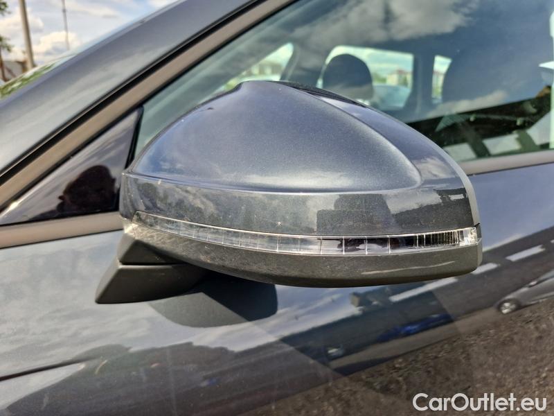  Audi  A4  Avant (8WD)  (2019)  Av. 35 2.0TFSI 110 AT #4