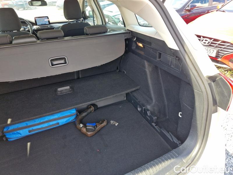  Ford  Focus   Turnier (CGE)(2018->) Foc.Kom.1.5EBl.120 Titanium #25
