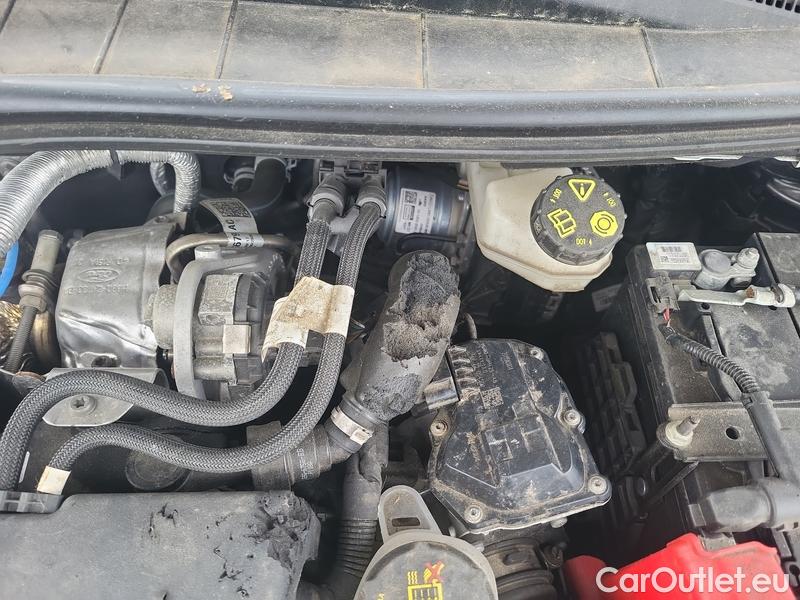  Ford  Kuga  (2019)  2.0EBL 140 ST-L. X AWD AT #5