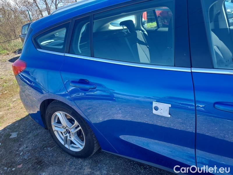  Ford  Focus   Turnier (CGE)(2018->) Foc.Kom.1.5EBl.120 Tre.Ed.P. #8