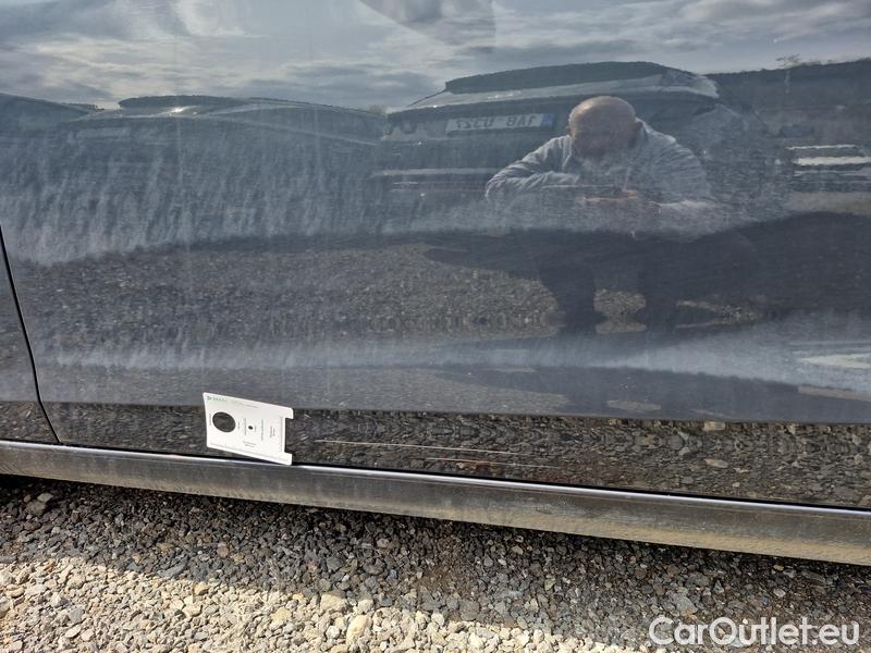  Audi  A4  Avant (8WD)  (2019)  Av. 35 2.0TFSI 110 AT #5