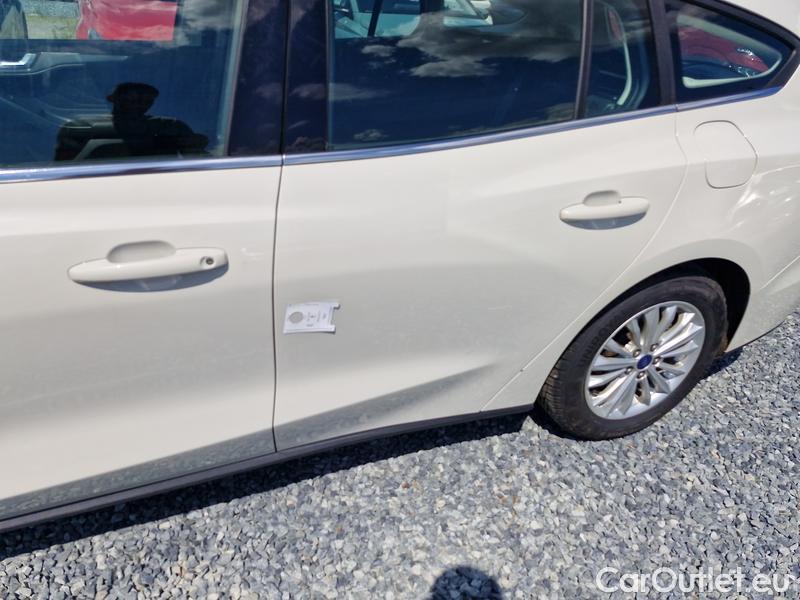  Ford  Focus   Turnier (CGE)(2018->) Foc.Kom.1.5EBl.120 Titanium #7