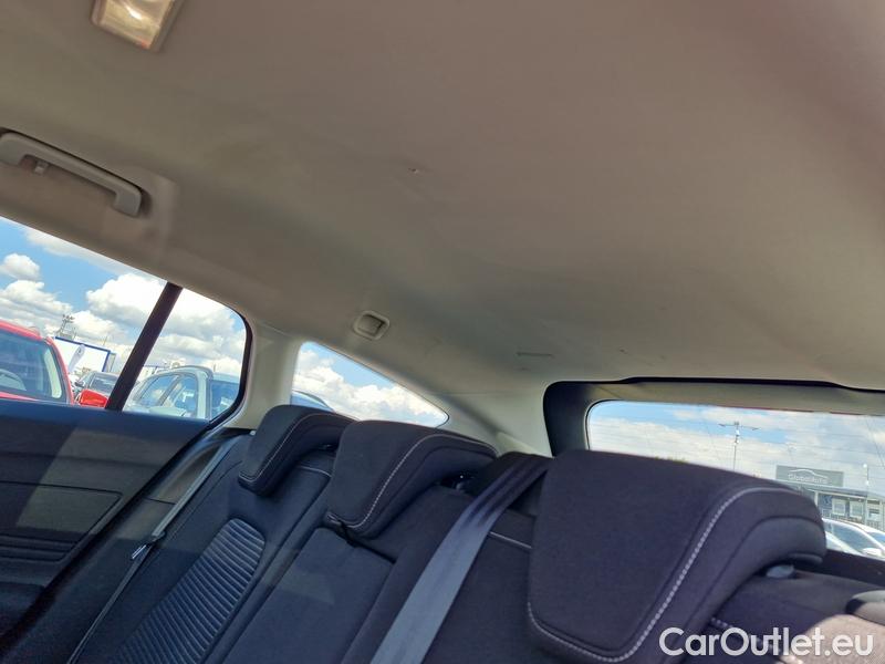  Ford  Focus   Turnier (CGE)(2018->) Foc.Kom.1.5EBl.120 Titanium #19