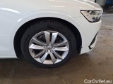  Volvo  V60 VOLVO  / 2018 / 5P / STATION WAGON D3 GEARTRONIC BUSINESS PLUS #22