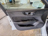  Volvo  V60 VOLVO  / 2018 / 5P / STATION WAGON D3 GEARTRONIC BUSINESS PLUS #154