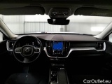  Volvo  XC60 VOLVO  / 2021 / 5P / SUV B4 D AWD AUTOMATICO MOMENTUM PRO #3