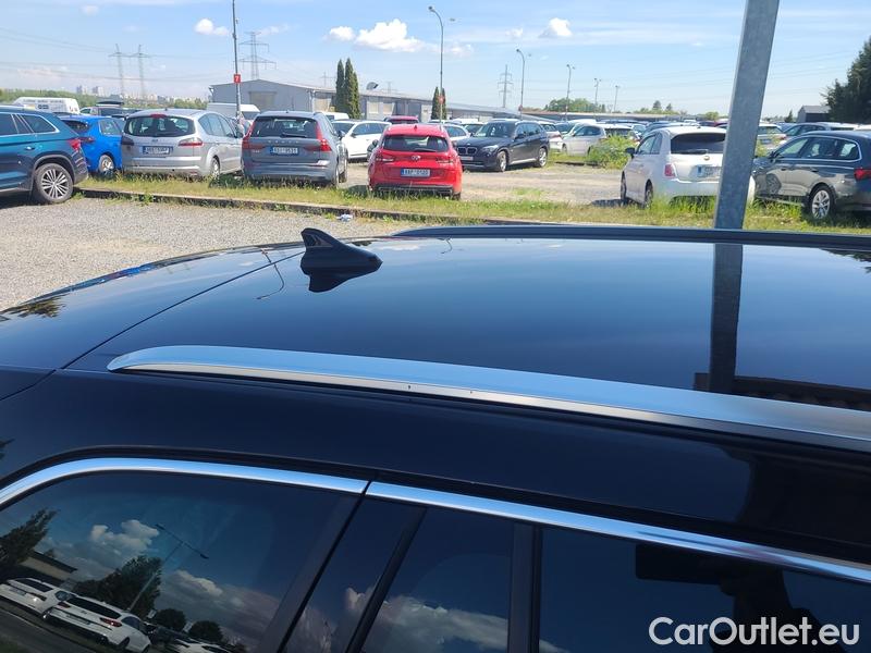  Skoda  Octavia  Combi (NX3)(2020) Oct.C.2.0TDI 110 4x4 Style AT #3