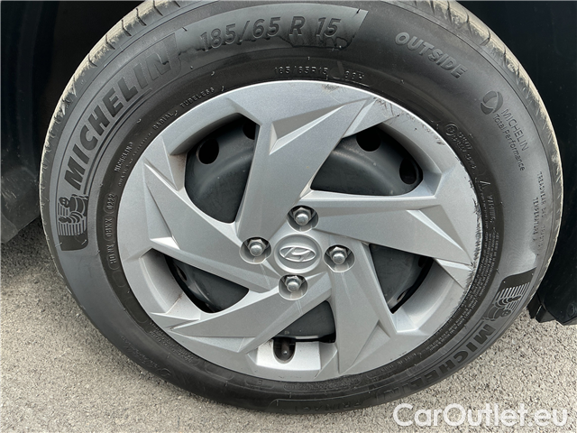  Hyundai  Bayon  1.2i Comfort 5d #1