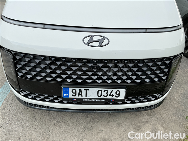  Hyundai  Staria  2.2CRDi Luxury 4x4 AT #5