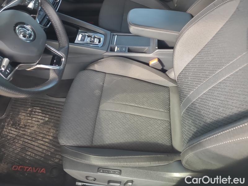  Skoda  Octavia  Combi (NX3)(2020) Oct.Combi 2.0TDI 110 Style AT #16