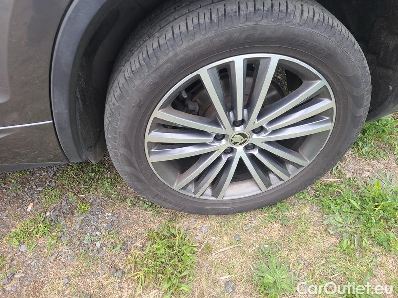  Skoda  Kodiaq  (2016)  2.0TSI 140 L&K 4x4 AT #5