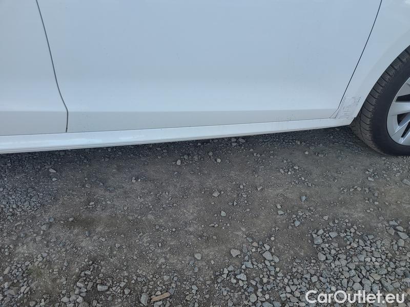  Skoda  Octavia  Combi (NX3)(2020) Oct.Combi 2.0TDI 110 Style AT #18