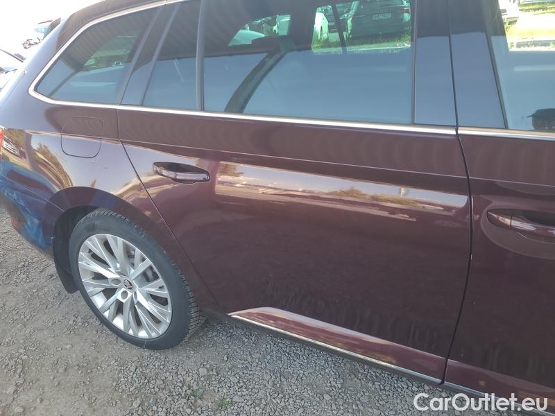  Skoda  Superb  Combi (3V5)(2015) Sup.C.FL2.0TSI 200  L&K 4x4 AT #9