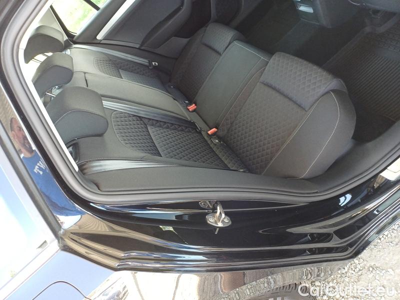  Skoda  Superb  Combi (3T5)(2010) Sup.C.FL2.0TDI 110 Ambition AT #11