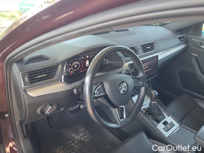  Skoda  Superb  Combi (3V5)(2015) Sup.C.FL2.0TSI 200  L&K 4x4 AT #21