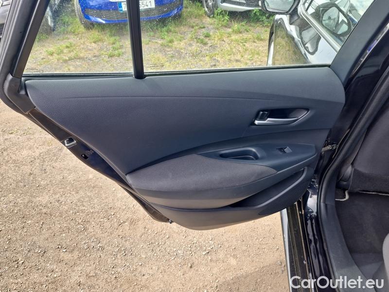  Toyota  Corolla  TouringSports (E21) (2019)  TS 2.0Hyb.Com.T.S.T.AT #29