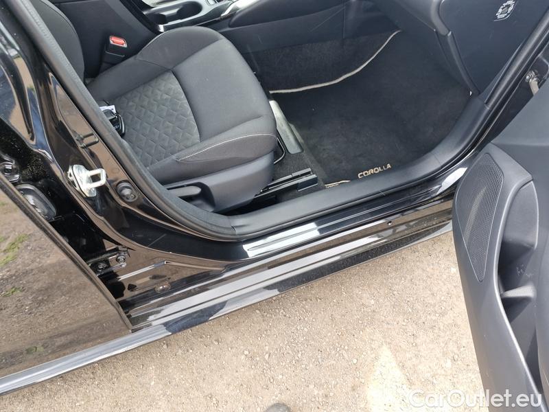  Toyota  Corolla  TouringSports (E21) (2019)  TS 2.0Hyb.Com.T.S.T.AT #27