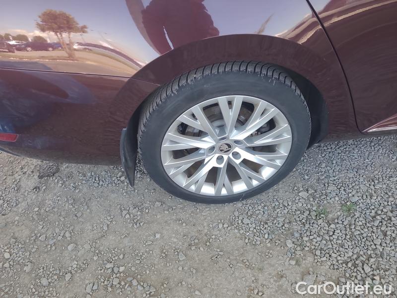  Skoda  Superb  Combi (3V5)(2015) Sup.C.FL2.0TSI 200  L&K 4x4 AT #6