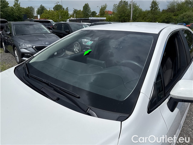  Toyota  Corolla  1.8Hyb.Comfort AT #15