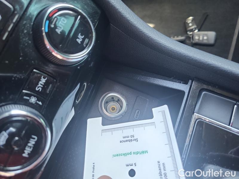  Skoda  Superb  (3V3)(2015) Supe.FL2.0TDI 110 L&K AT #9
