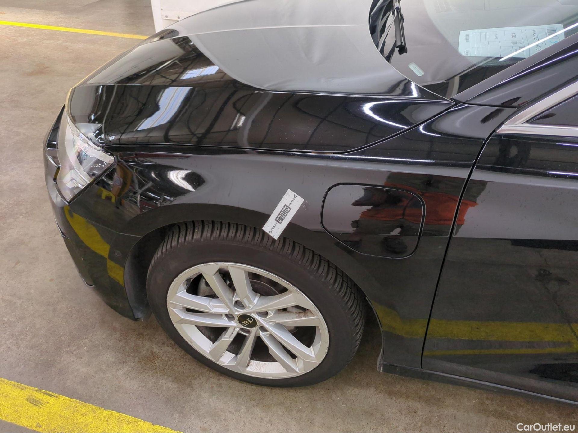  Audi  A3 AUDI  Sportback / 2020 / 5P / Berline 40 TFSI e 204 S Tronic Business Line #32
