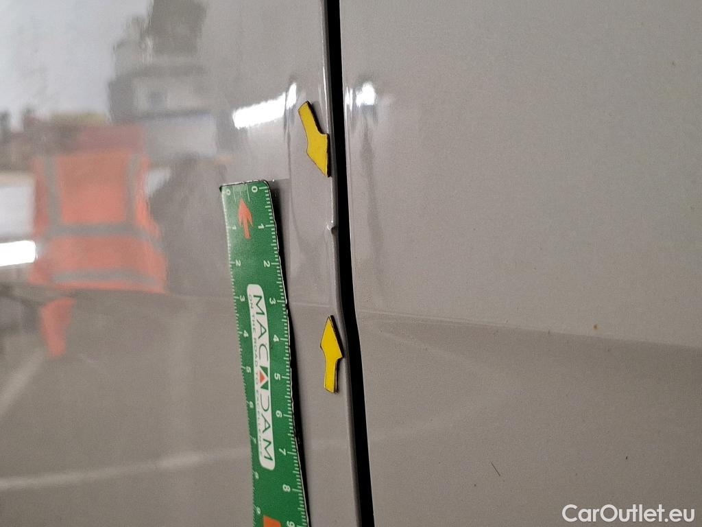  Citroen  C3  Feel Business 1.5 BlueHDI 100CV BVM6 E6d #19