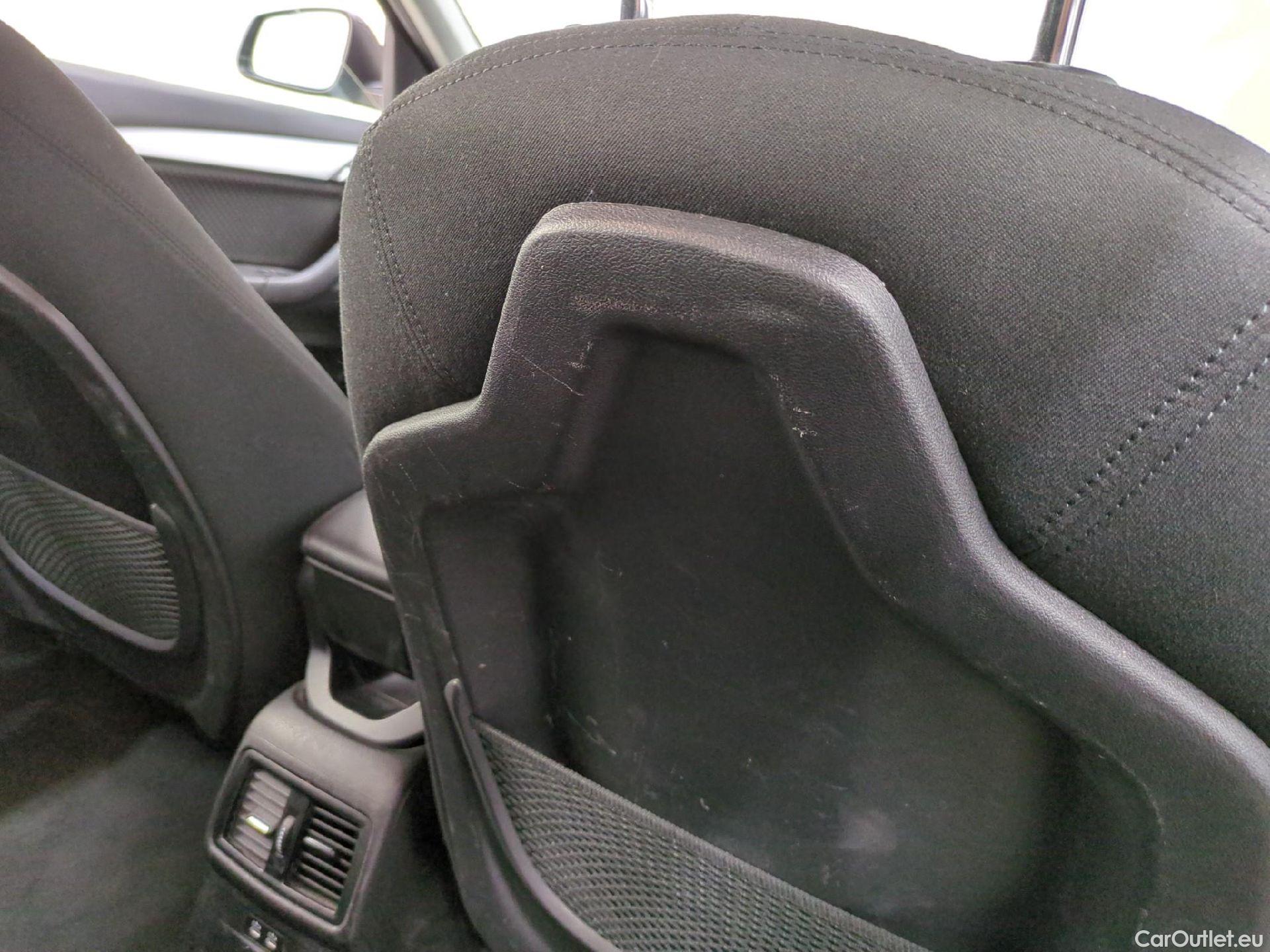  Bmw  X1 Série  sDrive16d Lounge 1.5 115CV BVA7 E6d #32