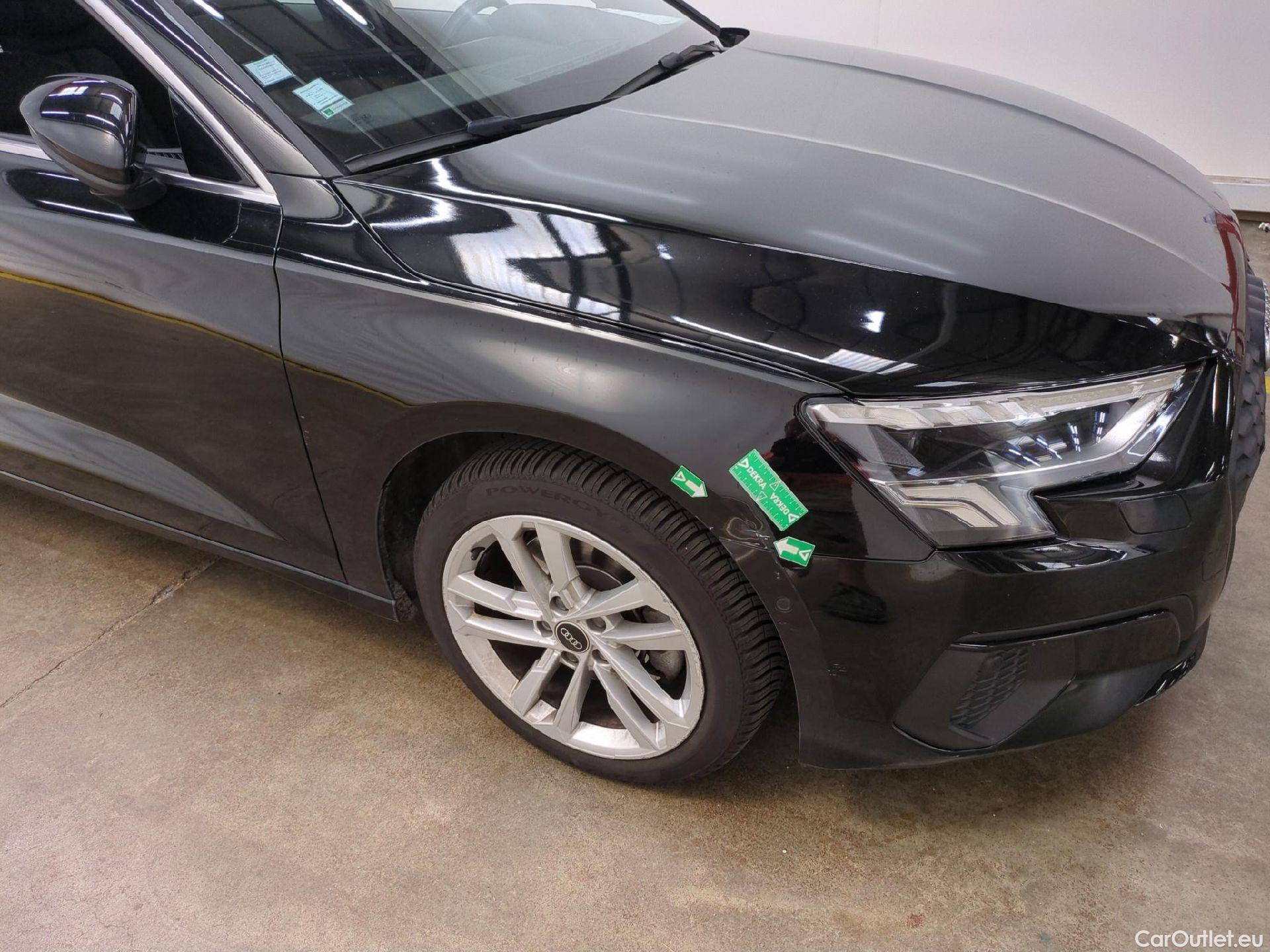  Audi  A3 AUDI  Sportback / 2020 / 5P / Berline 40 TFSI e 204 S Tronic Business Line #60
