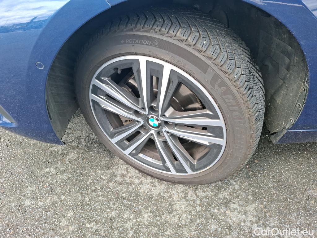  Bmw  Serie 1 BMW Série 1 / 2019 / 5P / Berline 1.5 116D DKG7 Business Design #9